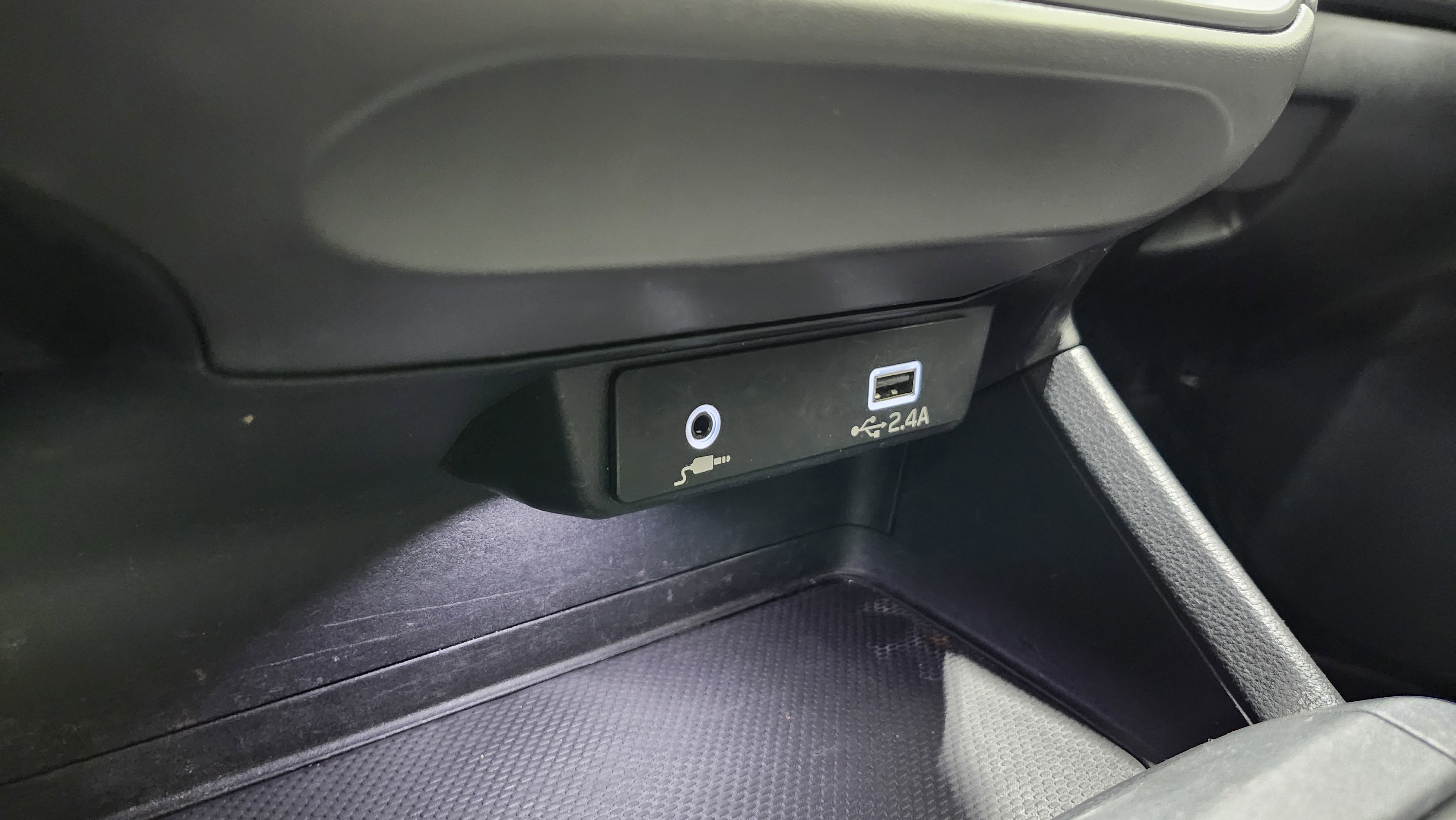 Used 2024 Subaru Crosstrek 2.0i image 8