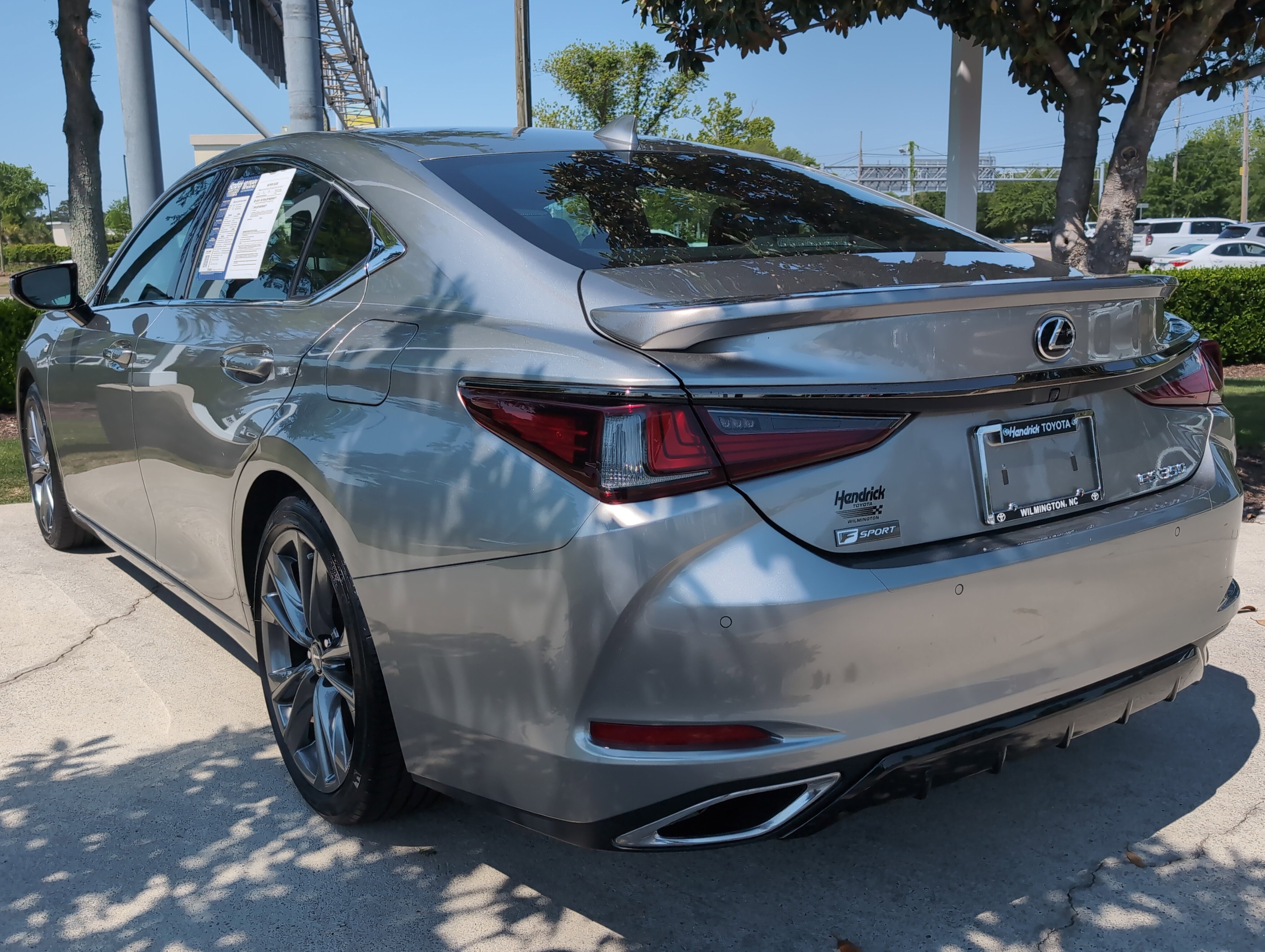 Used 2020 Lexus ES 350 F Sport w/ Accessory Package FWD image 8