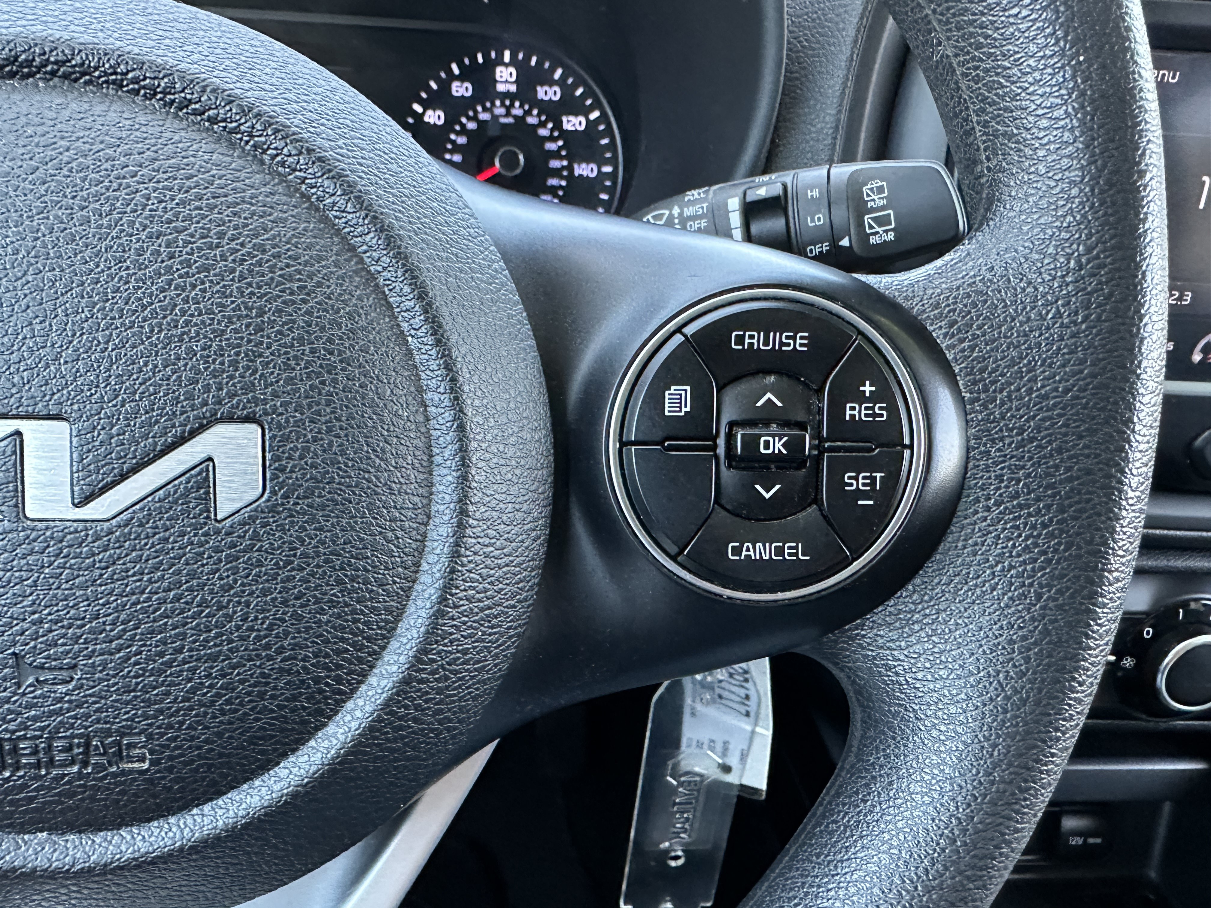 Certified 2022 Kia Soul LX w/ Technology Package FWD image 25
