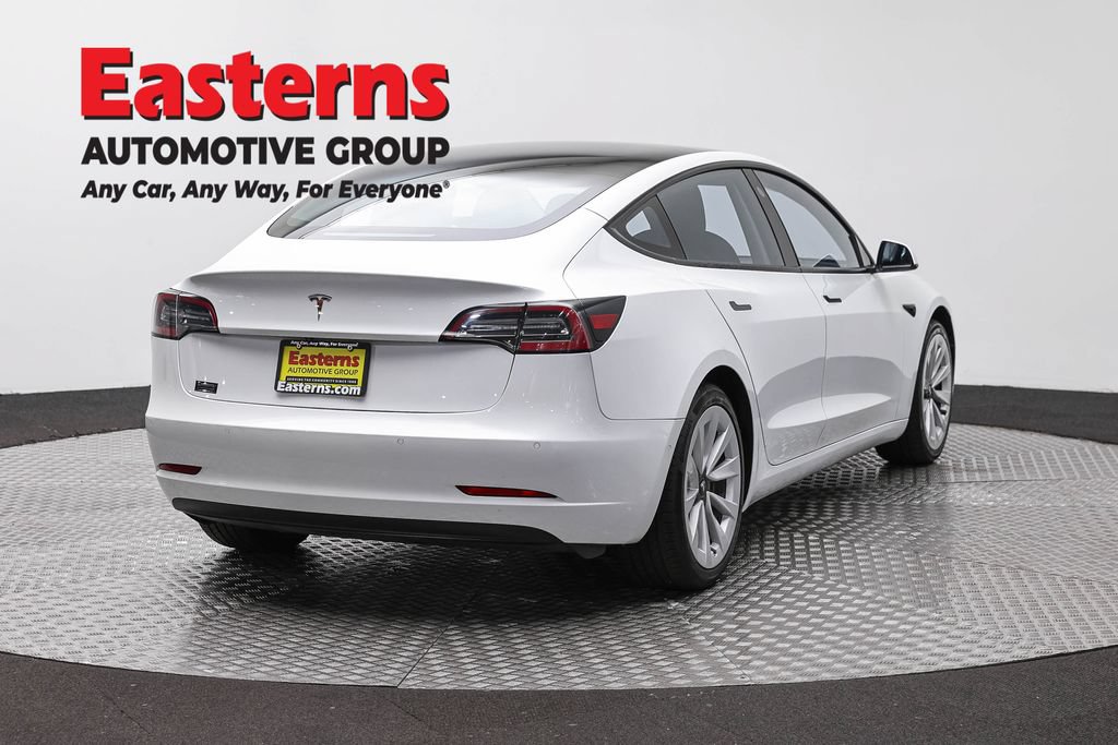 Used 2021 Tesla Model 3 Standard Range Plus RWD image 5