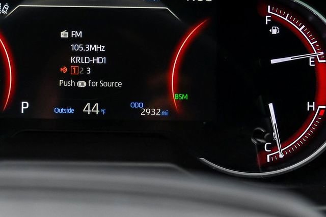 Used 2025 Toyota RAV4 XLE image 24