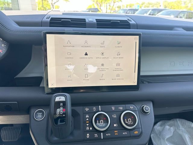 New 2025 Land Rover Defender 110 S image 25