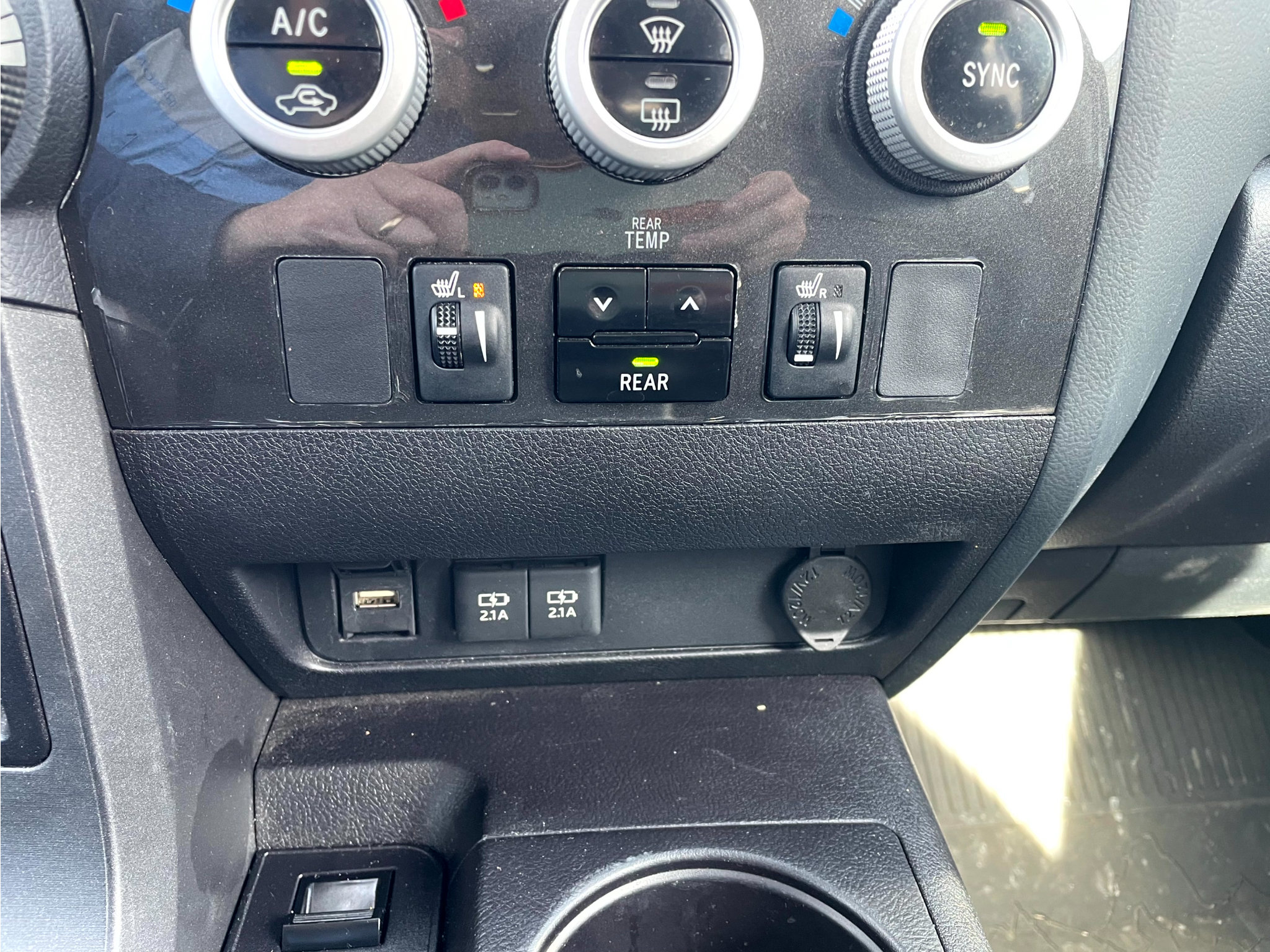 Used 2021 Toyota Sequoia TRD Pro AWD/4WD image 19