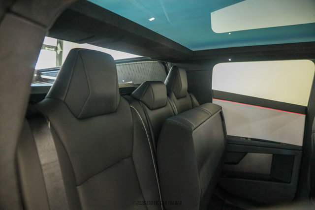 Used 2024 Tesla Cybertruck AWD Crew Cab image 24