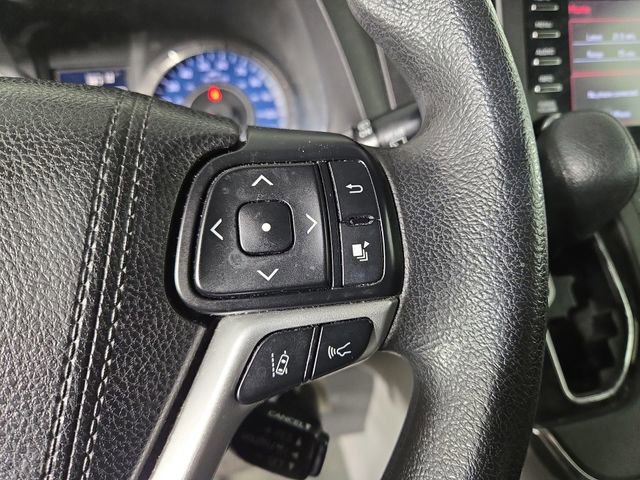 Used 2018 Toyota Sienna LE image 23