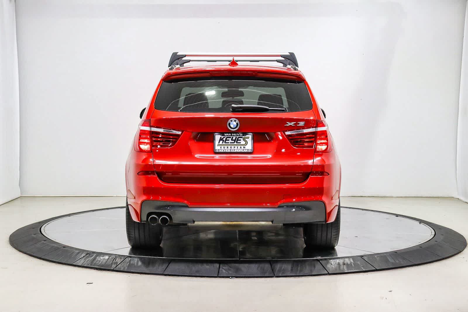 Used 2017 BMW X3 xDrive28i AWD/4WD image 3