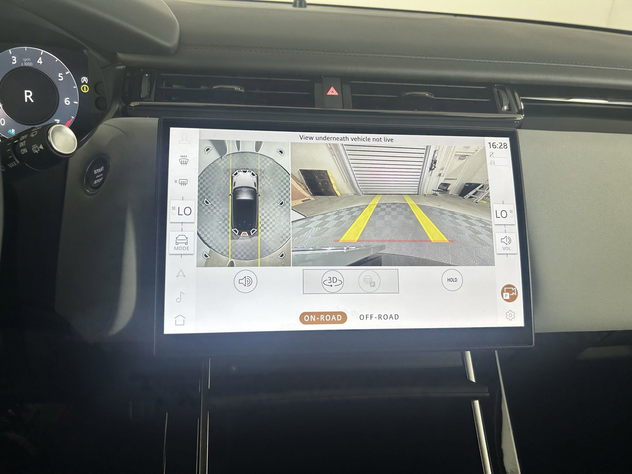 New 2026 Land Rover Range Rover Velar Dynamic SE image 23
