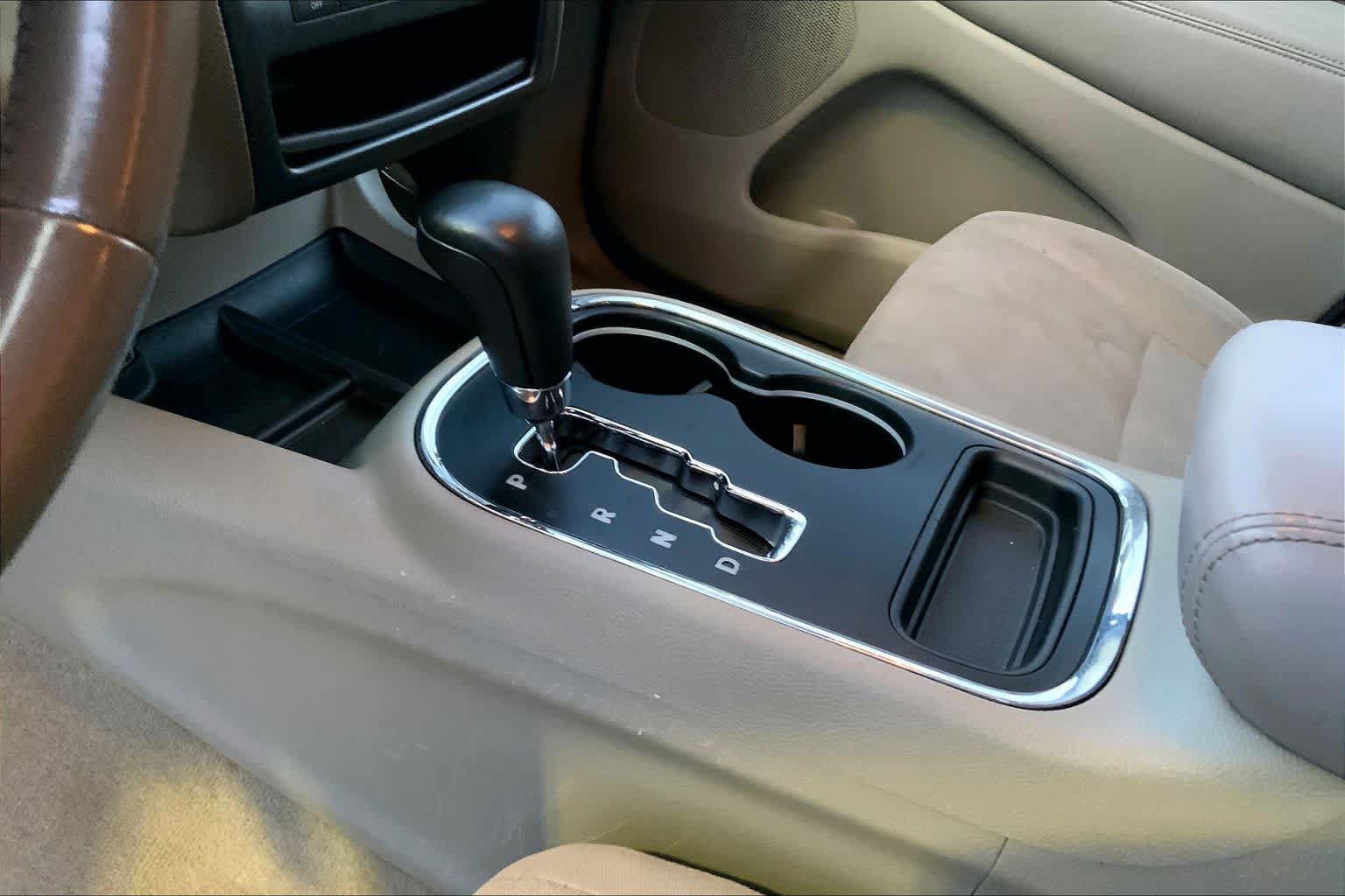 Used 2013 Dodge Durango SXT AWD/4WD image 16