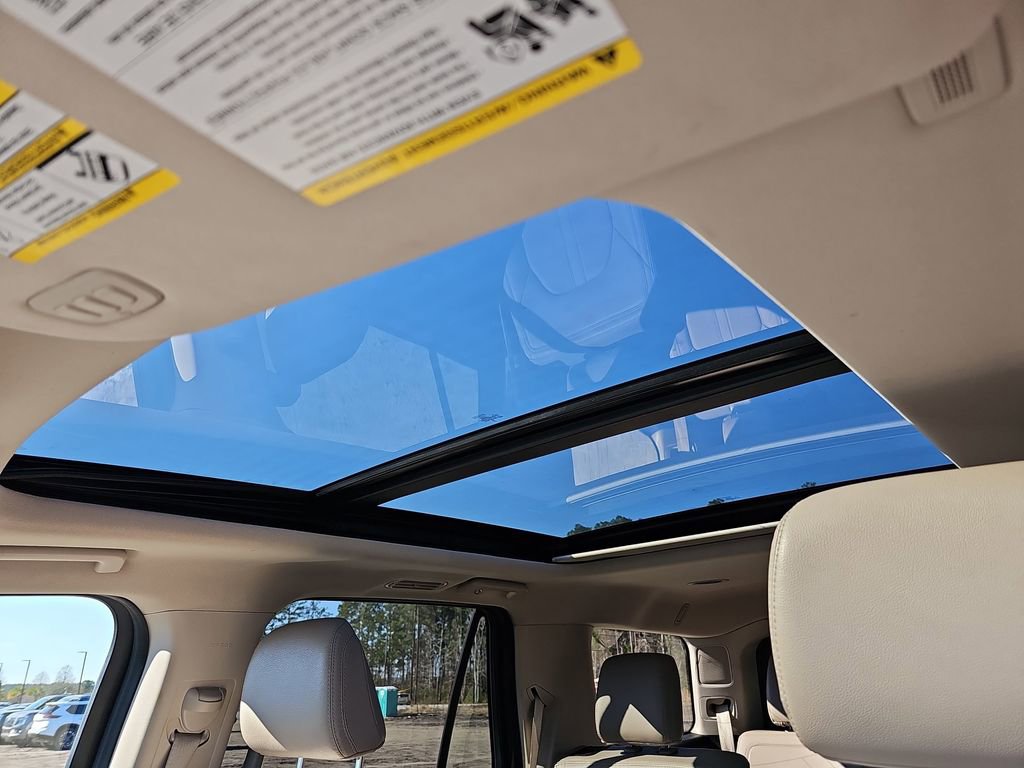 Used 2024 Ford Expedition Limited image 35