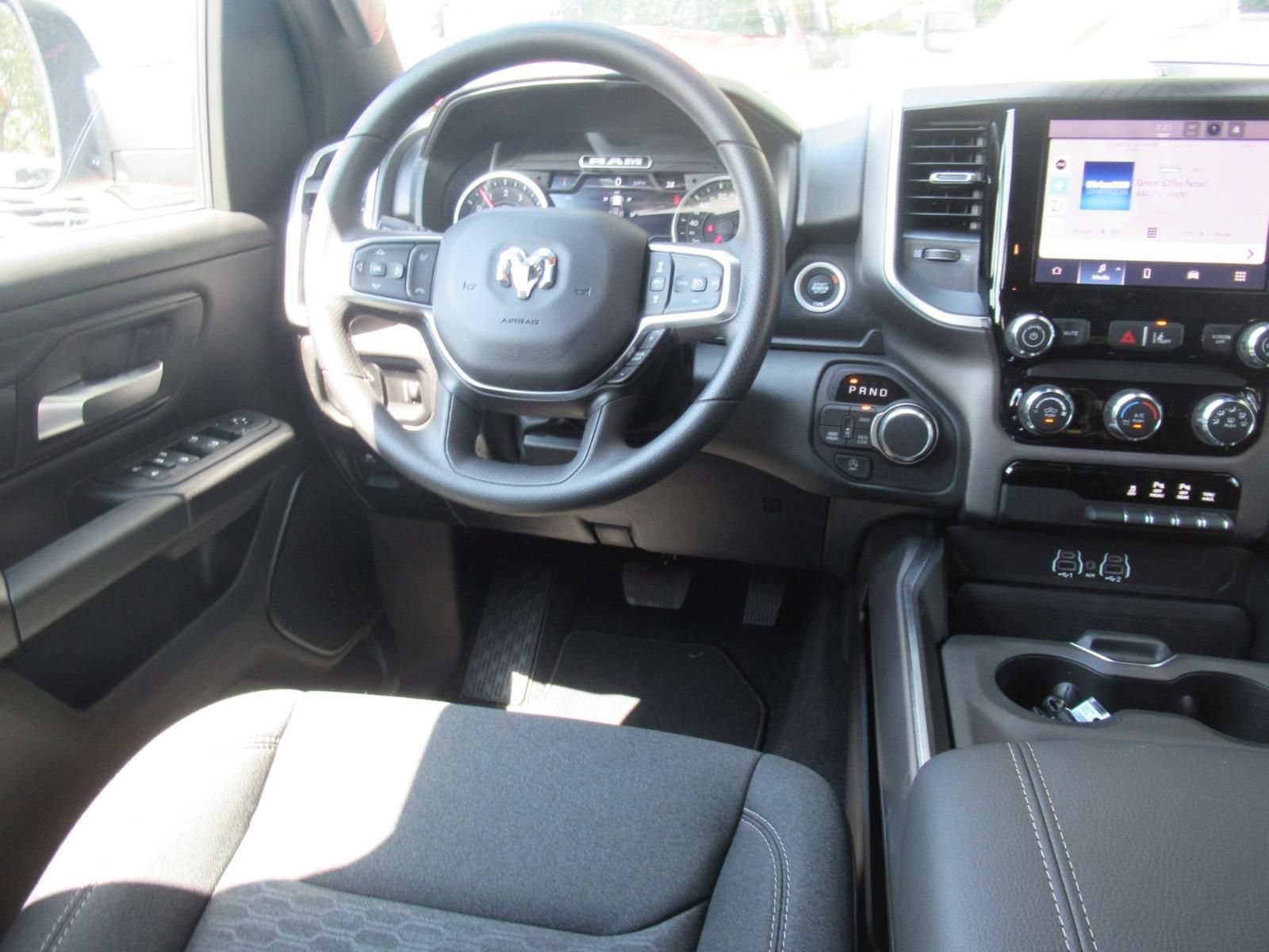 New 2026 RAM 1500 Express AWD/4WD image 15