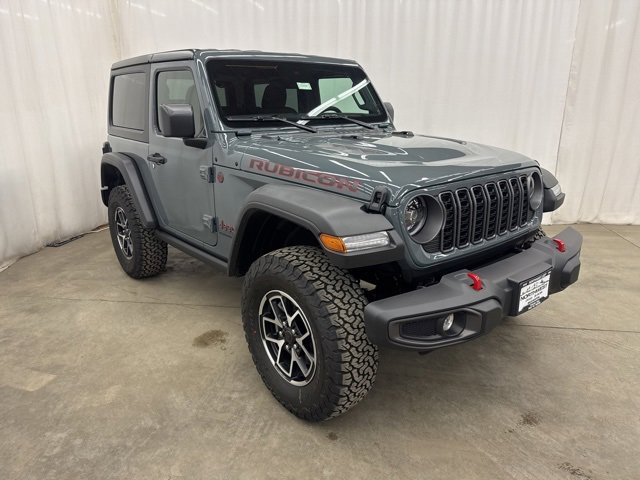 New 2025 Jeep Wrangler Rubicon w/ Convenience Group