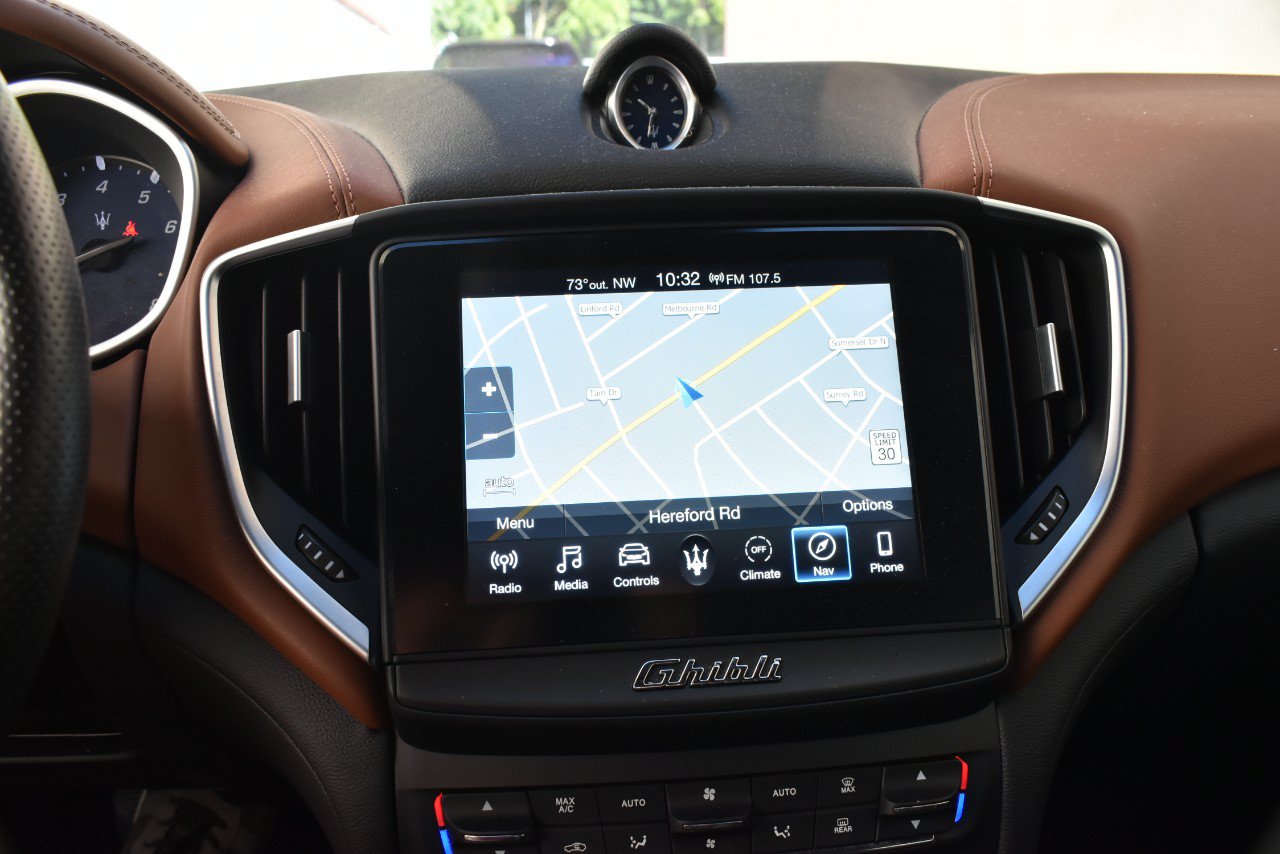 Used 2020 Maserati Ghibli RWD image 22