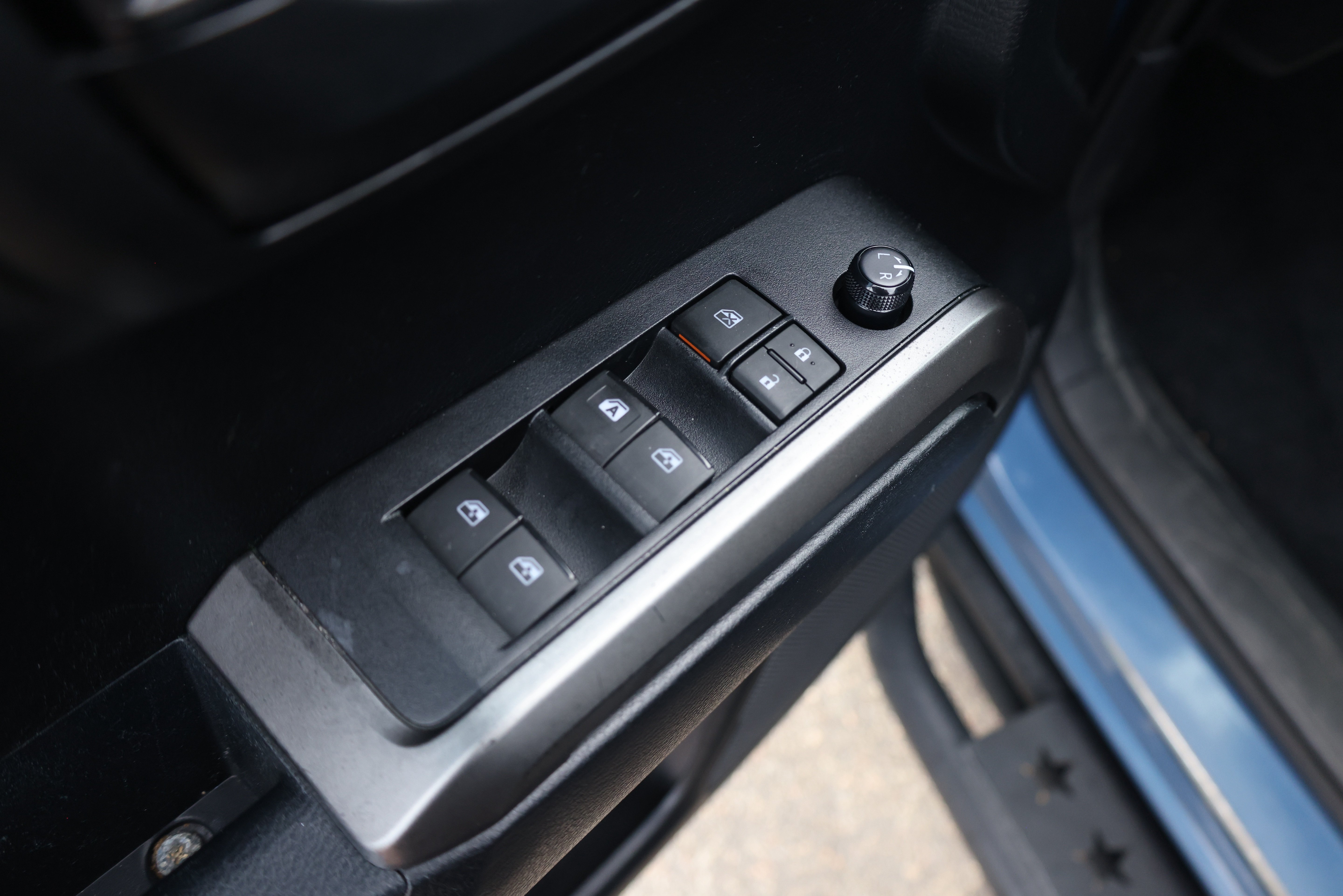 Used 2019 Toyota Tacoma SR5 RWD image 26