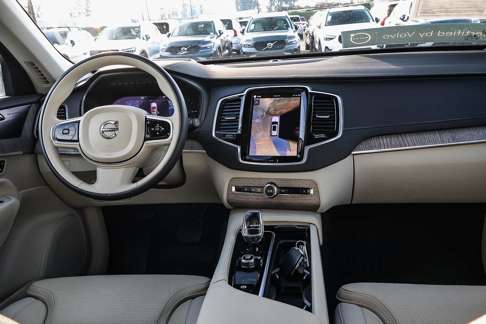 Used 2024 Volvo XC90 T8 Ultimate w/ Protection Package Premier image 23