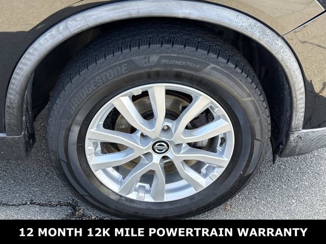 Used 2017 Nissan Rogue SV w/ SV Premium Package image 7