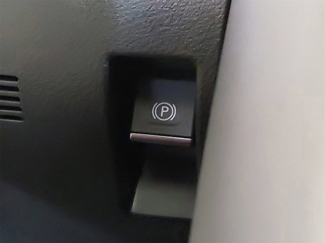 Used 2025 Lexus IS 300 w/ Comfort Package image 30