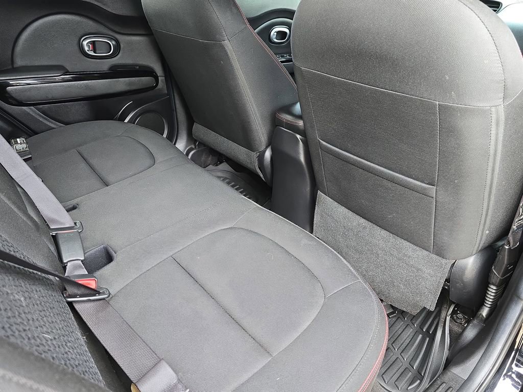 Used 2016 Kia Soul + w/ Tarmac Special Edition image 11