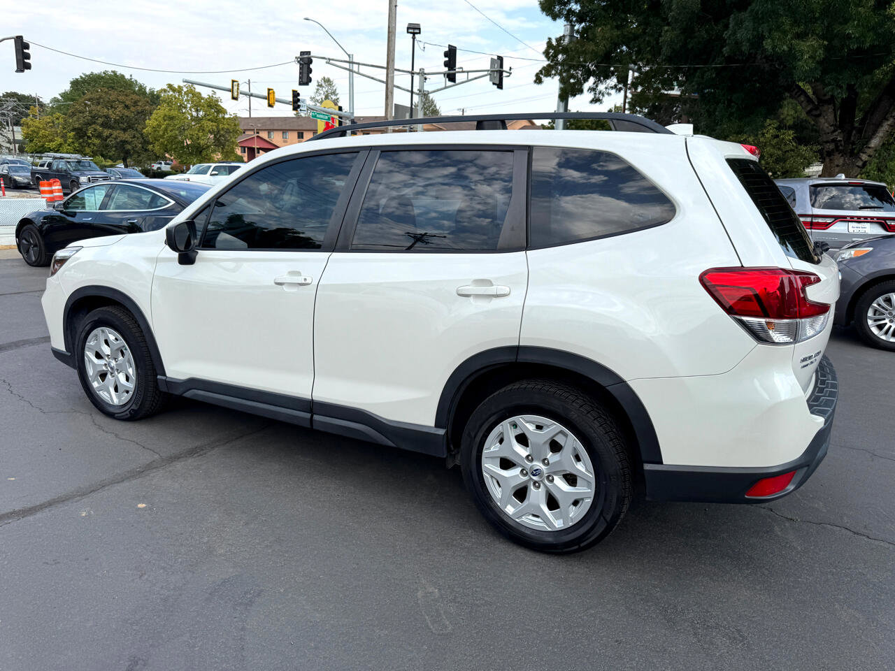 Used 2020 Subaru Forester w/ Alloy Wheel Package image 14