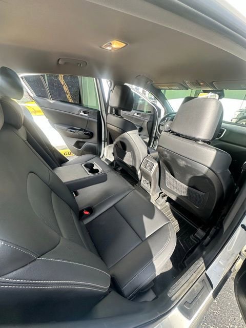 Used 2020 Kia Sportage EX image 19