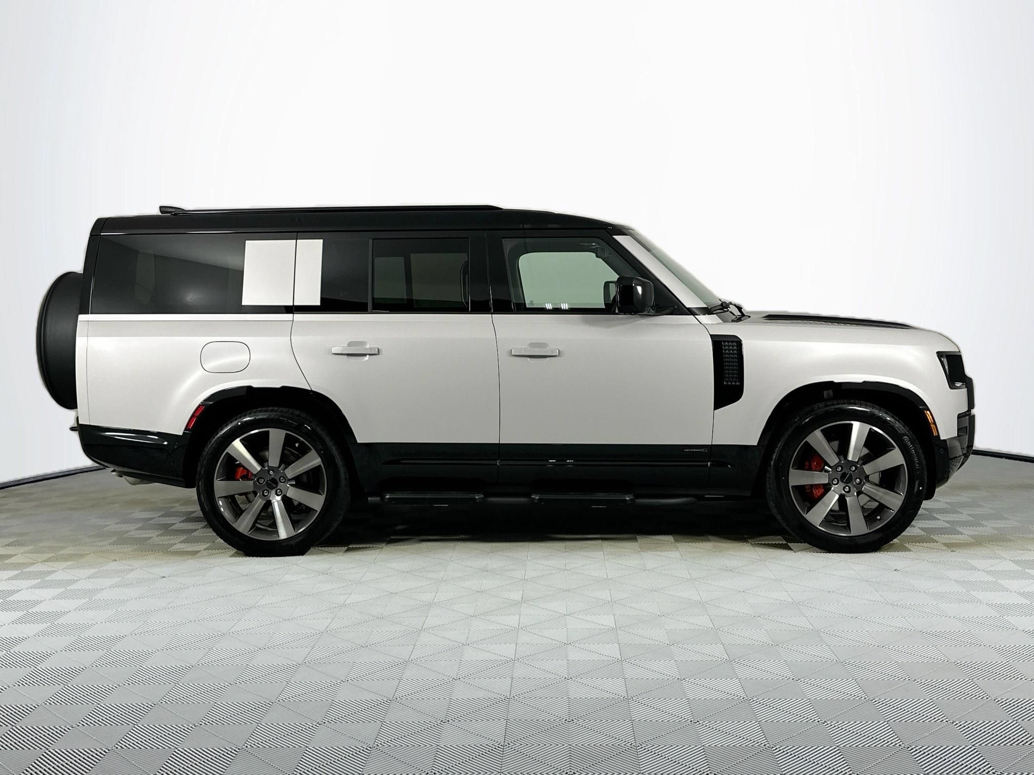 New 2026 Land Rover Defender 130 X AWD/4WD image 4