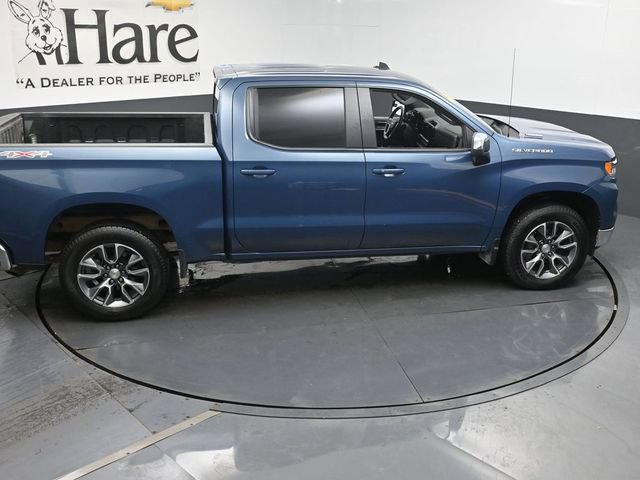 Used 2024 Chevrolet Silverado 1500 LT AWD/4WD image 39