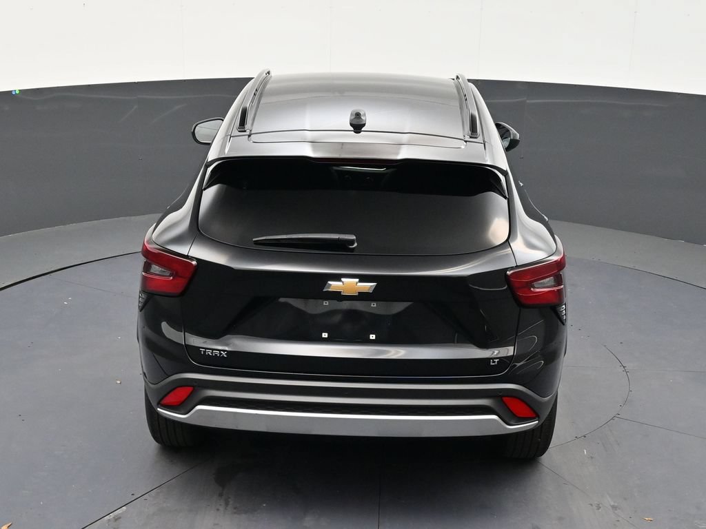 Used 2025 Chevrolet Trax LT w/ Driver Confidence Package FWD image 15