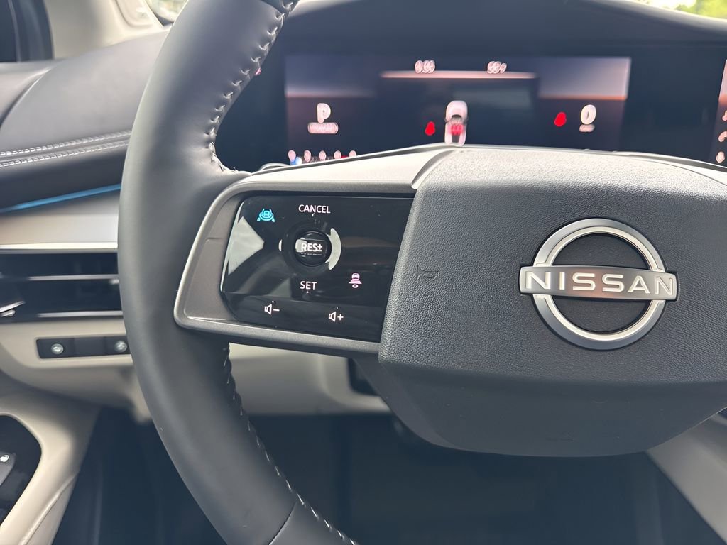 Used 2025 Nissan Murano SL AWD/4WD image 16