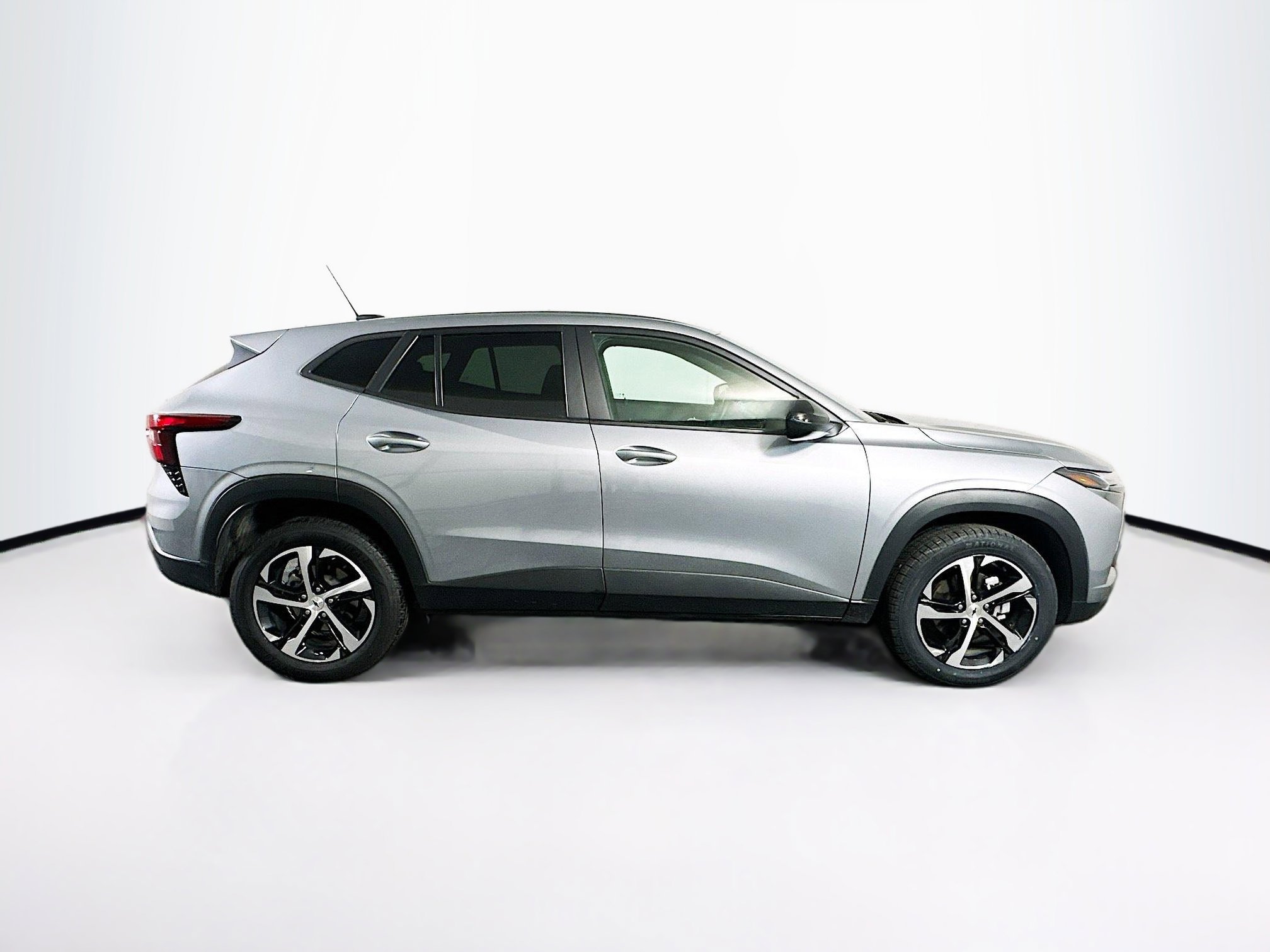 Used 2024 Chevrolet Trax RS w/ Driver Confidence Package image 10