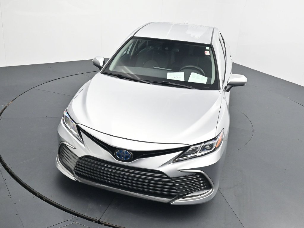 Used 2022 Toyota Camry LE FWD image 11
