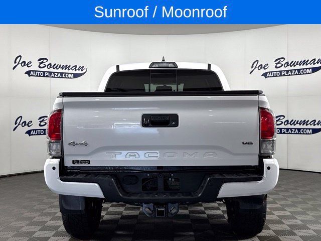 Used 2017 Toyota Tacoma Limited w/ Tow Package AWD/4WD image 8