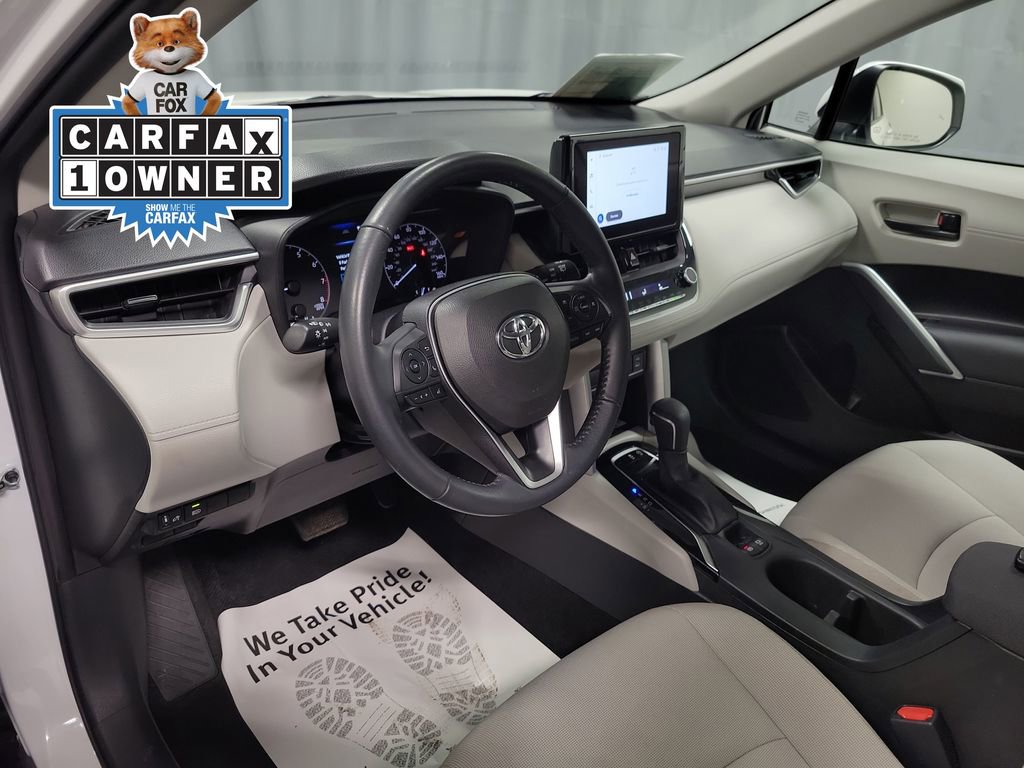 Used 2023 Toyota Corolla Cross LE w/ Moonroof Package image 13