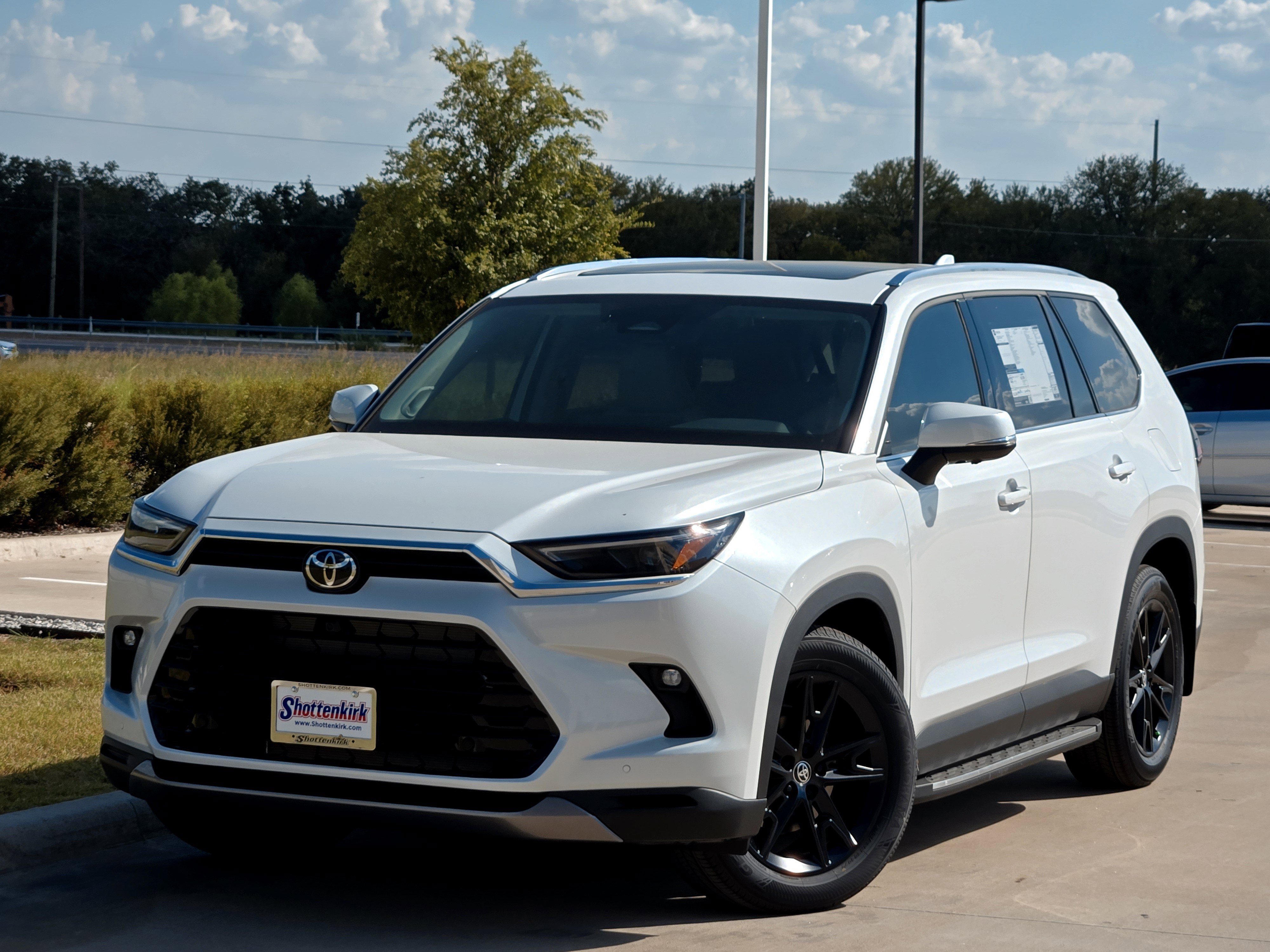 New 2026 Toyota Grand Highlander Limited image 2