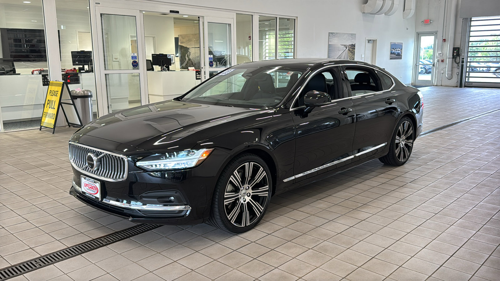 Used 2023 Volvo S90 B6 Ultimate w/ Lounge Package AWD/4WD image 9