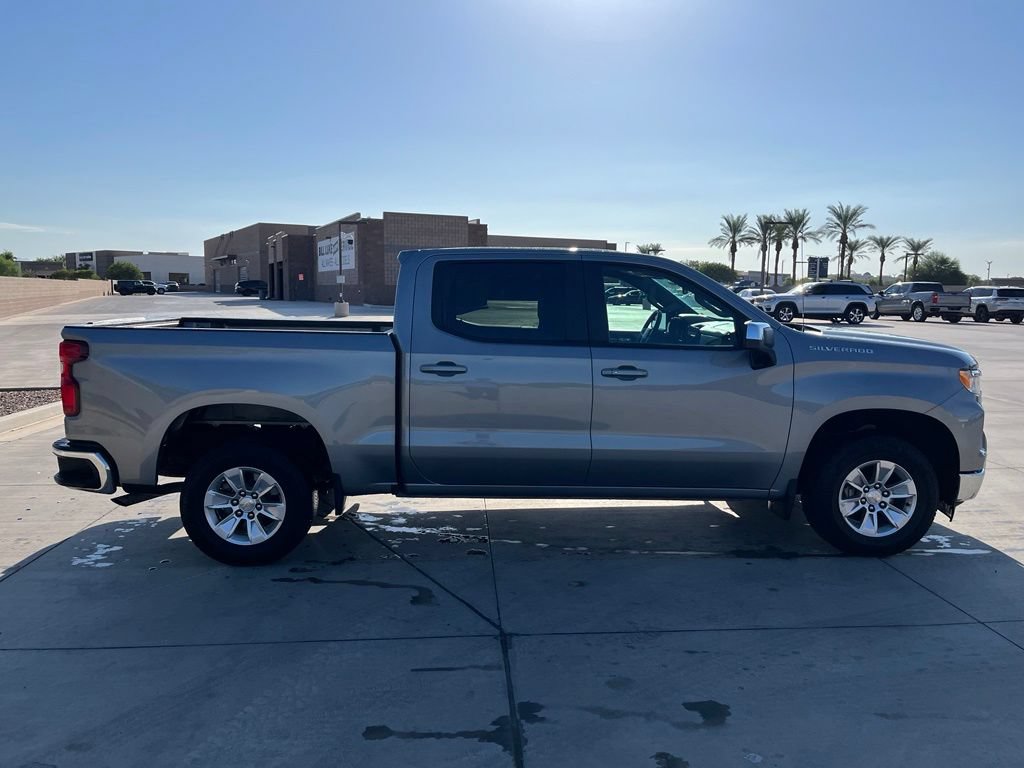Used 2025 Chevrolet Silverado 1500 LT RWD image 5