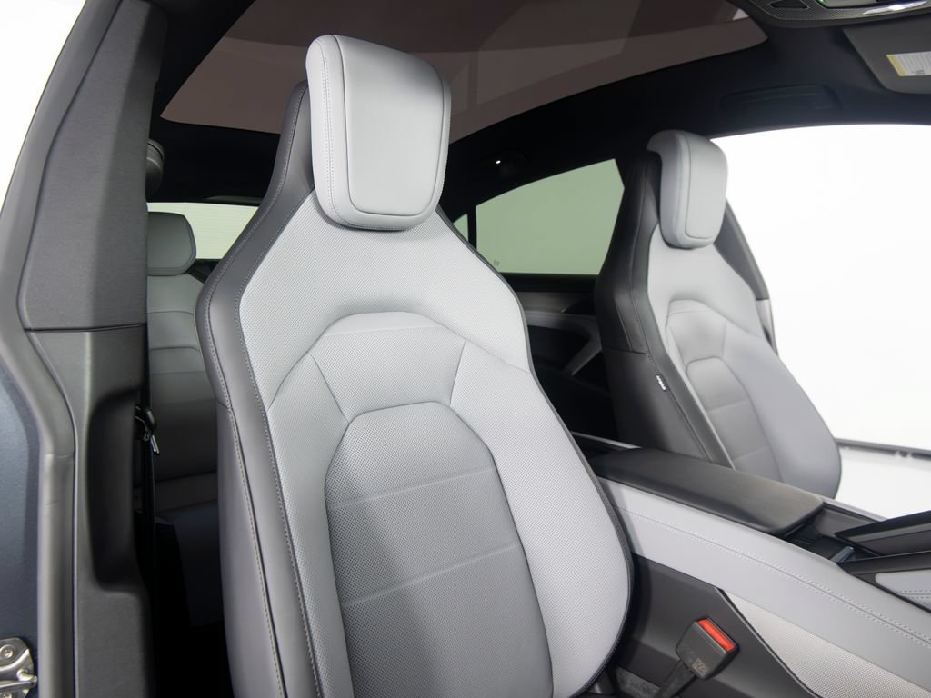 New 2026 Porsche Cayenne Electric Coupe AWD/4WD image 42