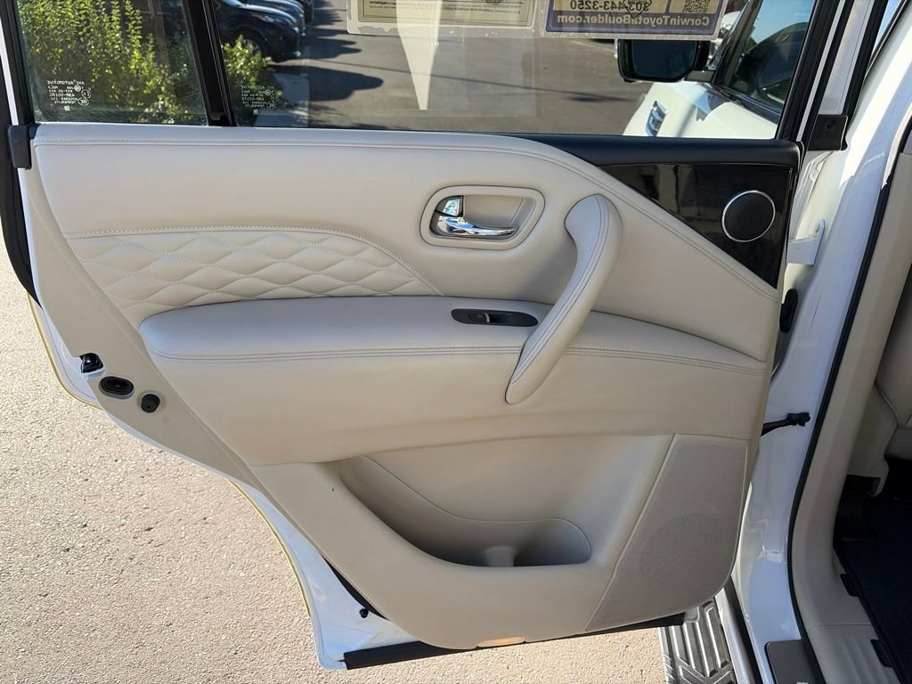 Used 2018 INFINITI QX80 4WD w/ Deluxe Technology Package image 23