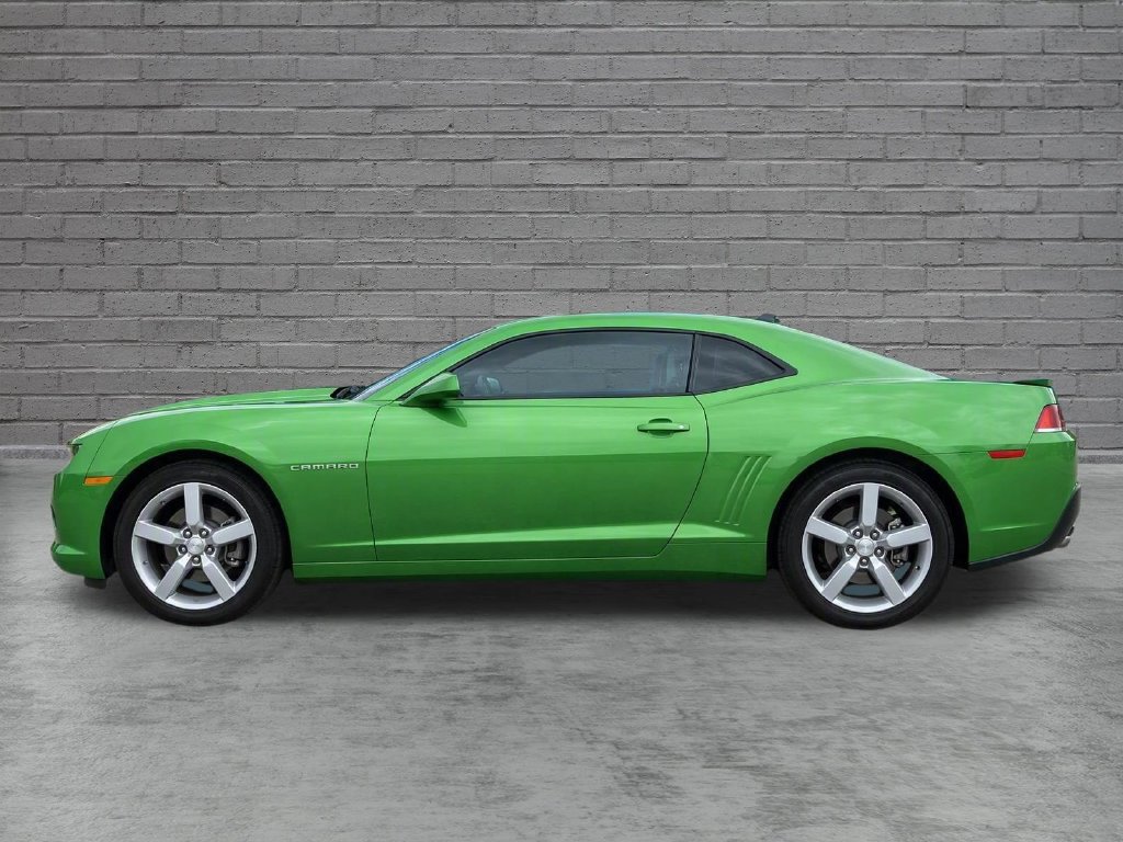 Used 2010 Chevrolet Camaro LT RWD image 8