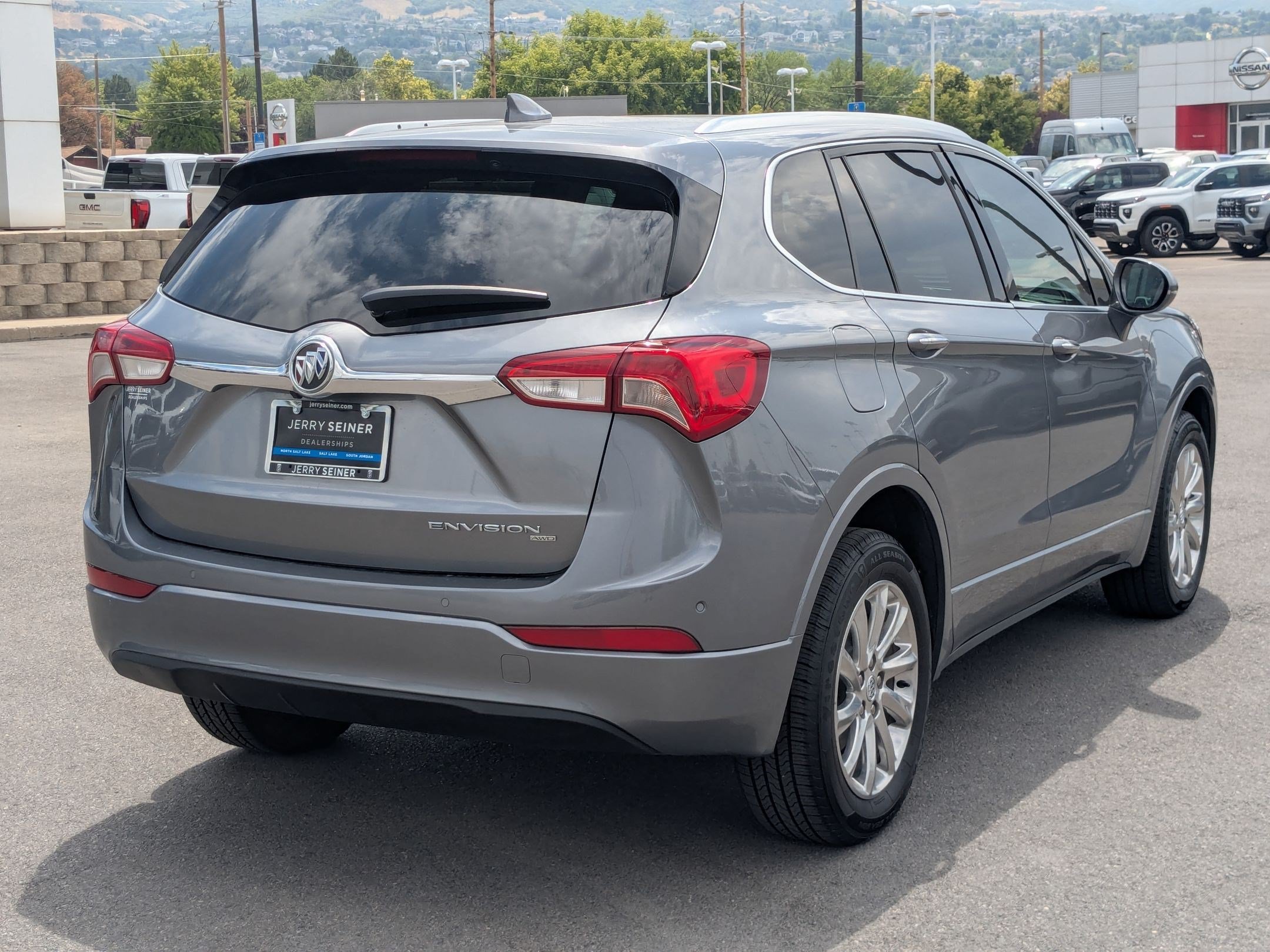 Certified 2020 Buick Envision Essence w/ LPO, Active Package AWD/4WD image 6