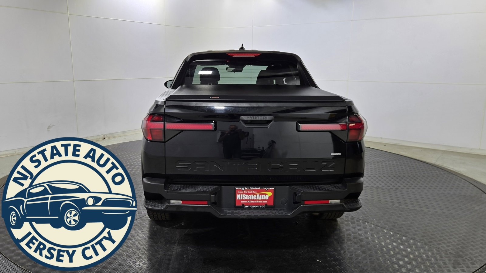 Used 2022 Hyundai Santa Cruz SEL image 6