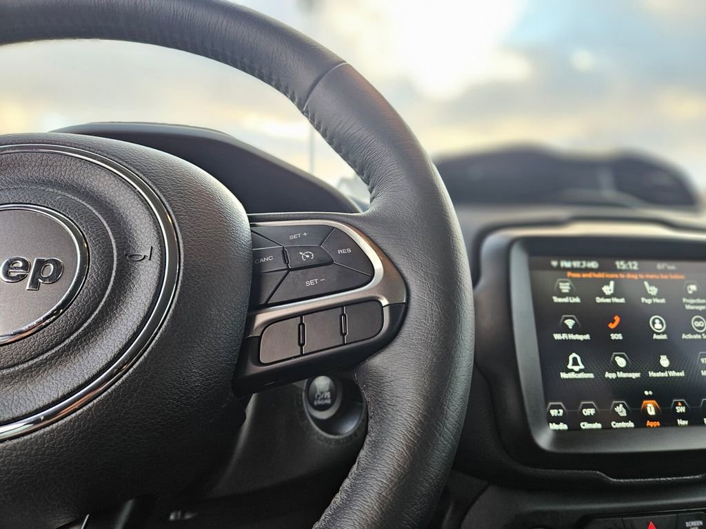 Used 2022 Jeep Renegade Latitude w/ Convenience Group image 23