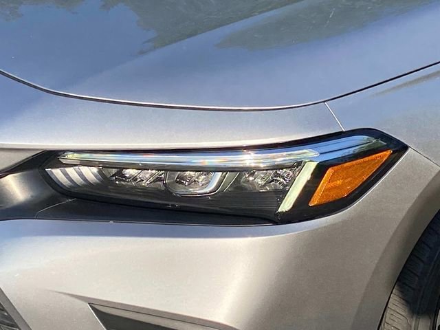 Used 2023 Honda Civic EX image 5
