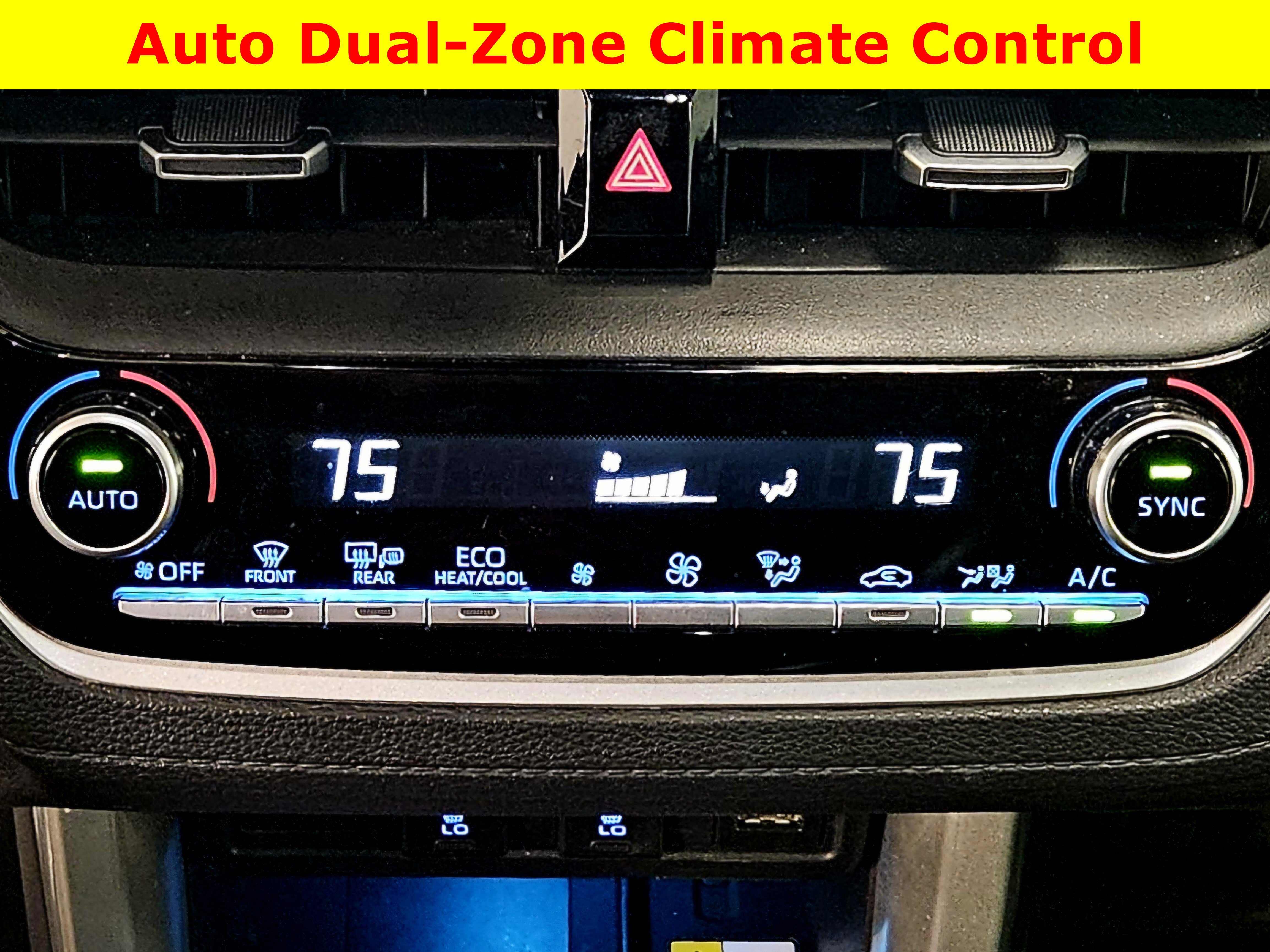 Used 2022 Toyota Corolla Cross XLE w/ Convenience Package image 27