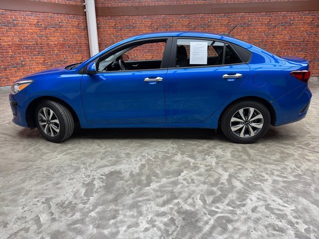 Used 2022 Kia Rio S w/ Technology Package image 2