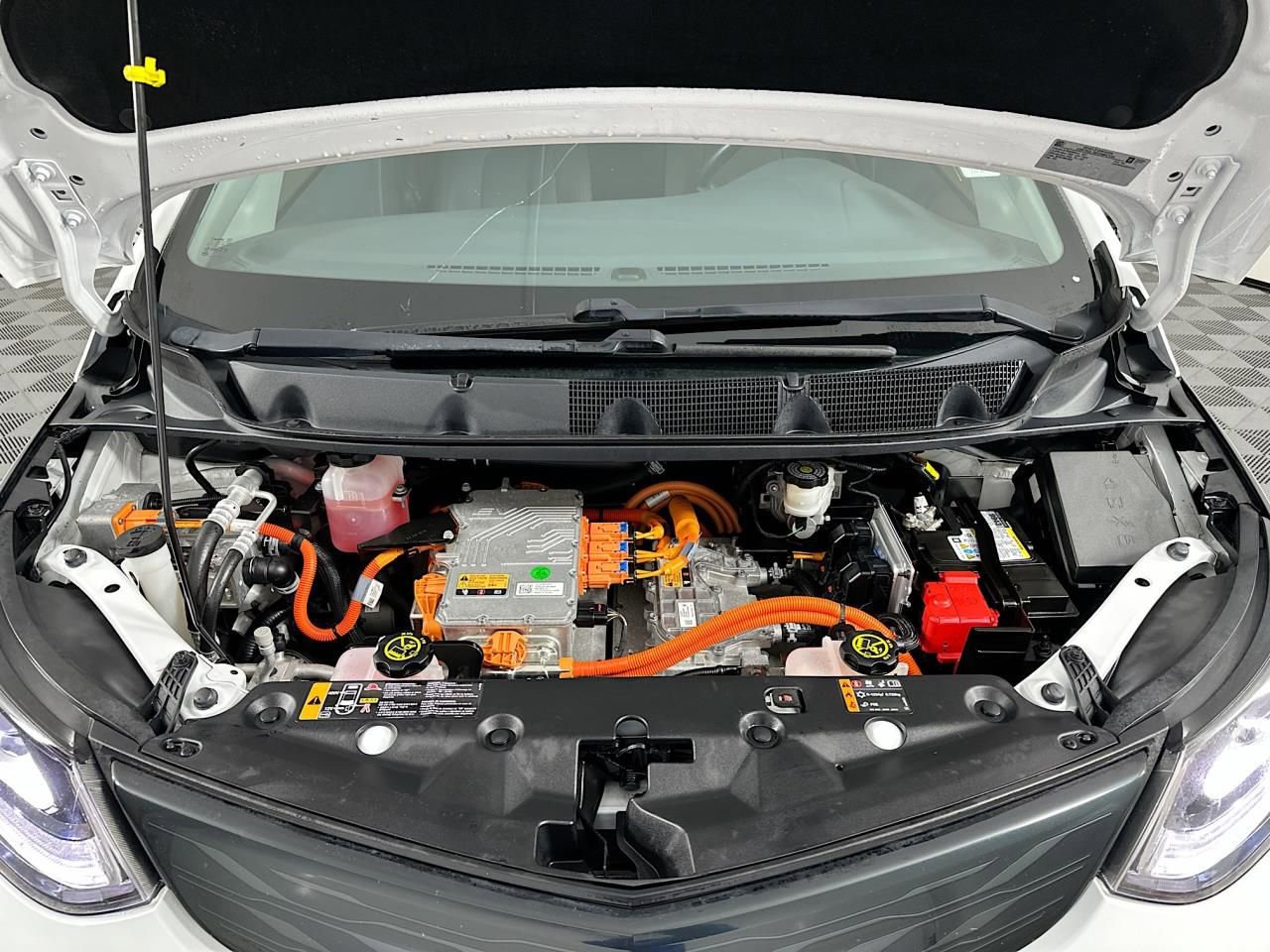 Used 2017 Chevrolet Bolt Premier image 42