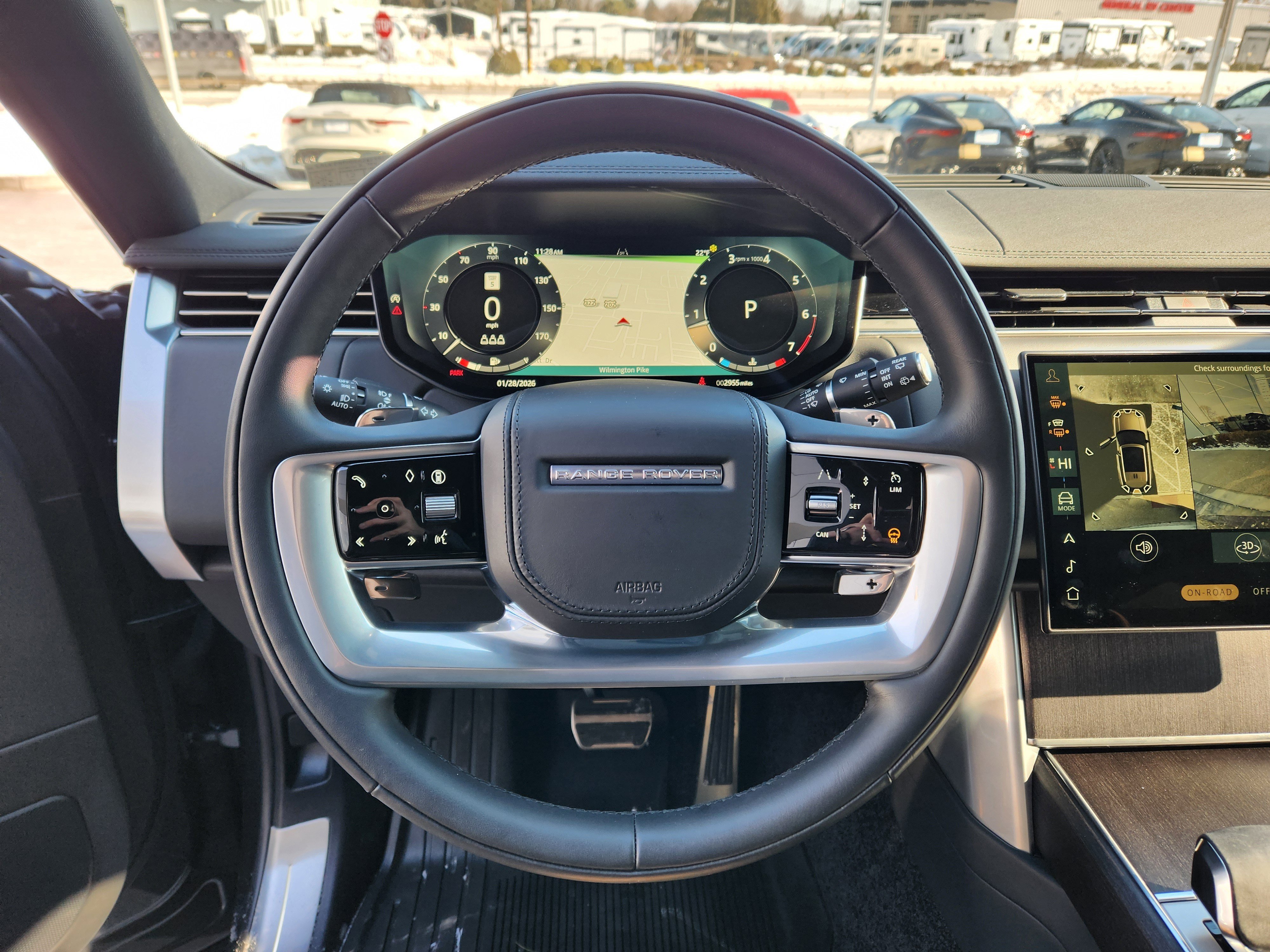 Certified 2025 Land Rover Range Rover SE image 18