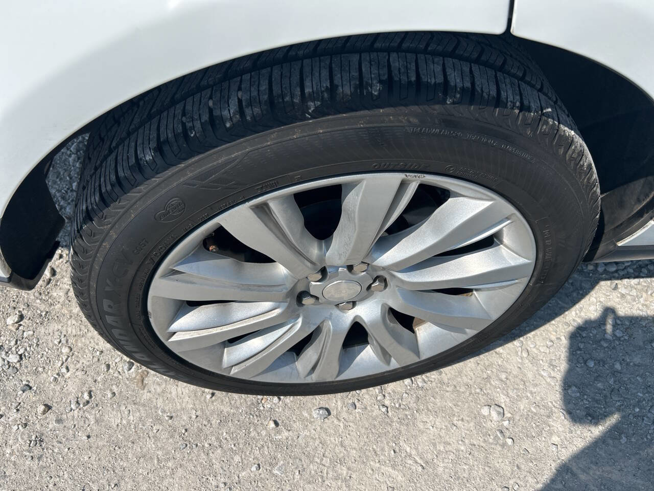 Used 2015 Land Rover Range Rover Supercharged image 11