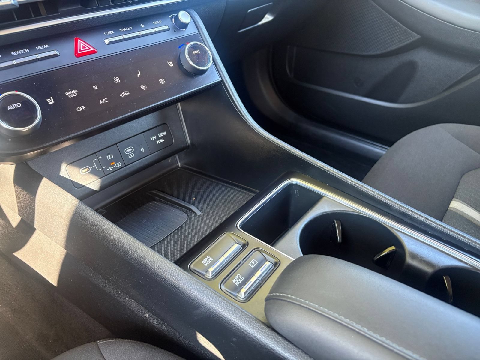Used 2025 Hyundai Sonata SEL FWD image 37
