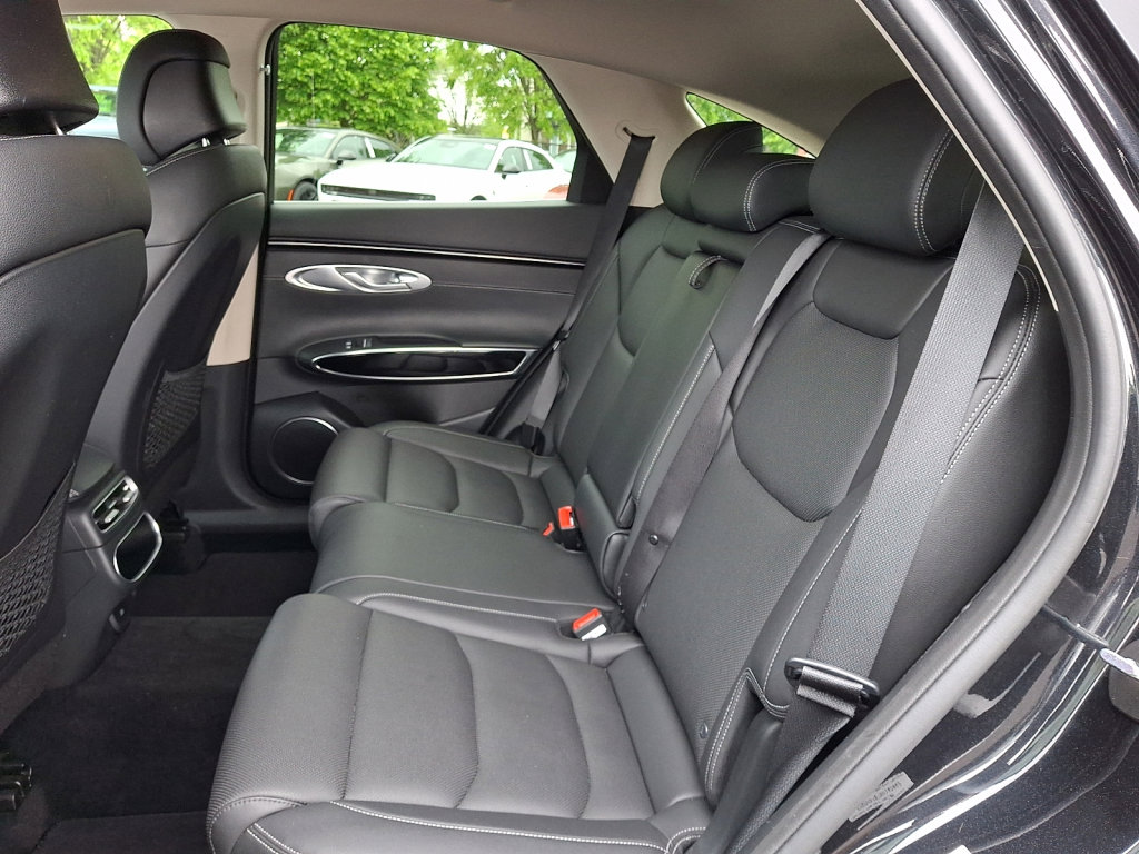 Used 2025 Genesis GV70 2.5T AWD/4WD image 20
