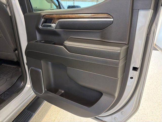 Used 2024 GMC Sierra 1500 Elevation w/ Preferred Package image 43