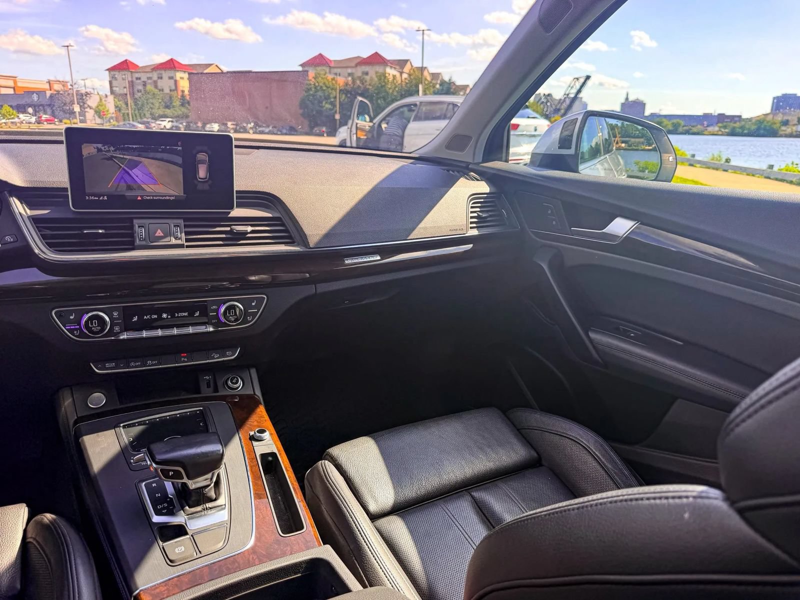 Used 2019 Audi Q5 2.0T Premium Plus w/ Premium Plus Package AWD/4WD image 23